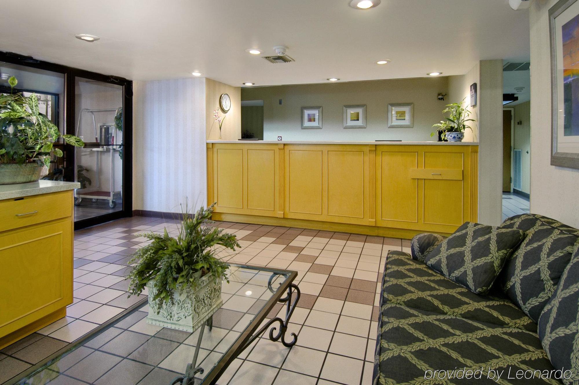 Home2 Suites By Hilton Lake City Beltér fotó